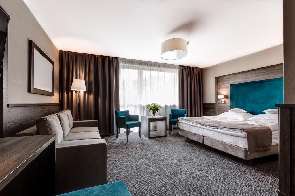 Hotel Konradowka Wellness & Spa - 300 Metrow Do Centrum Karpacz Ruang foto